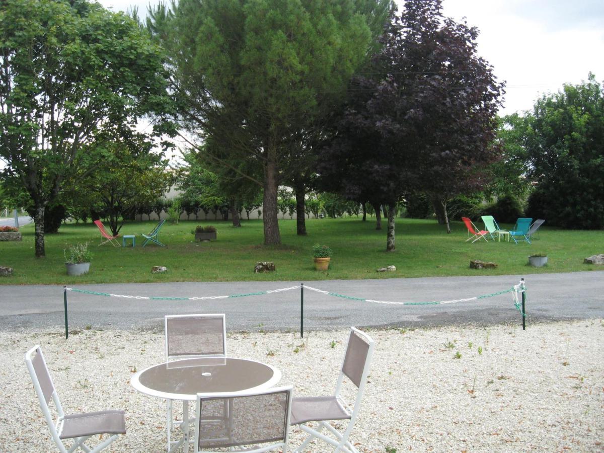 Gite Le Cozillon Cozes Esterno foto