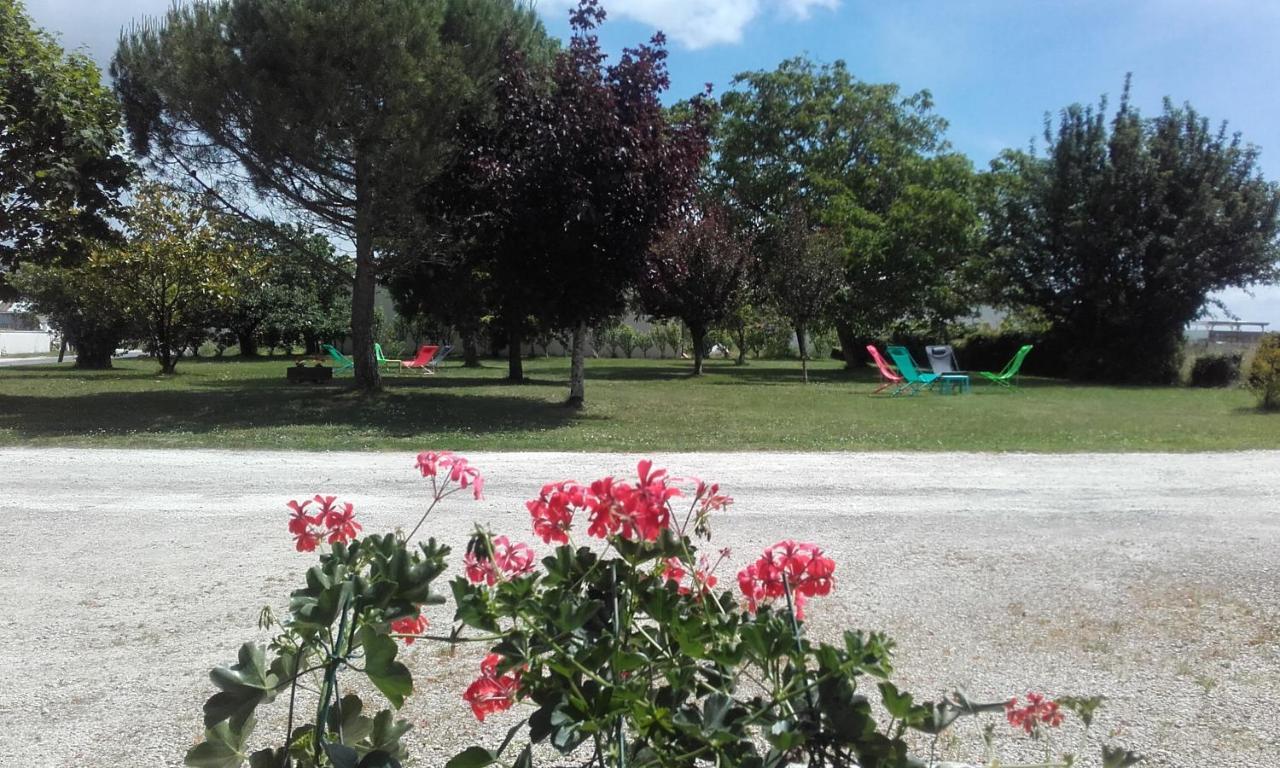 Gite Le Cozillon Cozes Esterno foto